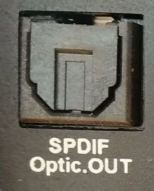 Salida de audio digital SPDIF óptico (TOSLINK)